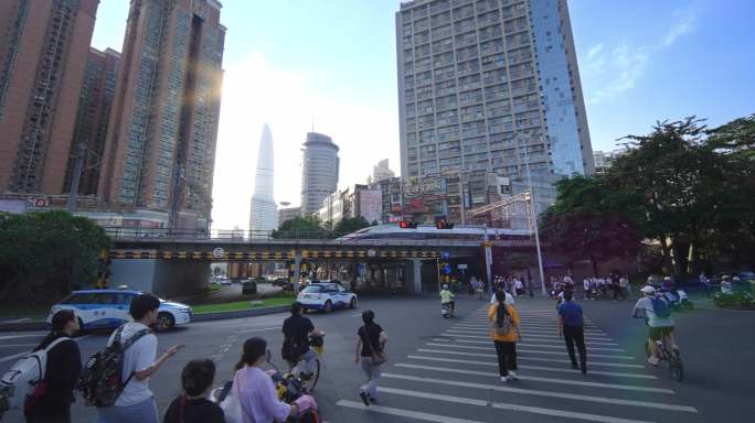 深圳罗湖 动车