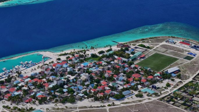 马尔代夫航拍4k大海海浪沙滩岛屿很美