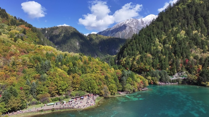 四川阿坝九寨沟秋景航拍