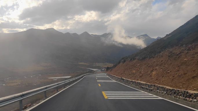 自驾游四川甘孜木雅圣地雪山草原秋色风光