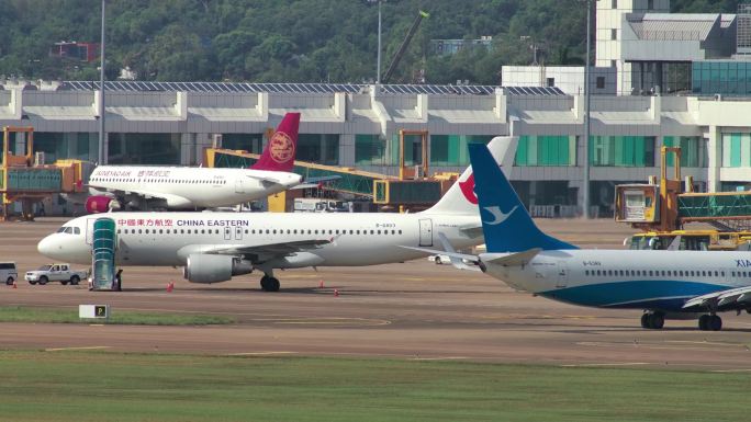 厦门航空滑行入港飞机到港飞机抵达航空业