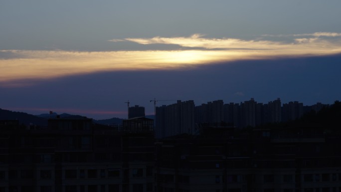 城市太阳下山