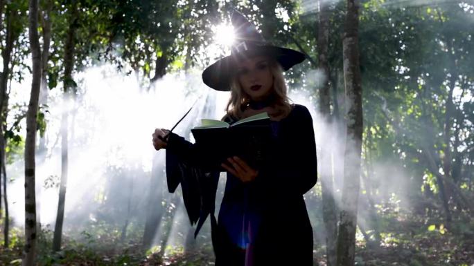 女巫晚上在森林里背诵有烟雾效果的魔法书