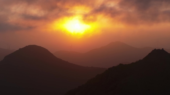 大姆山草场夕阳航拍