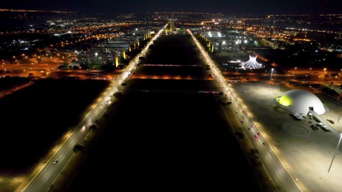 巴西巴西利亚市中心的夜景。明信片地标城市。