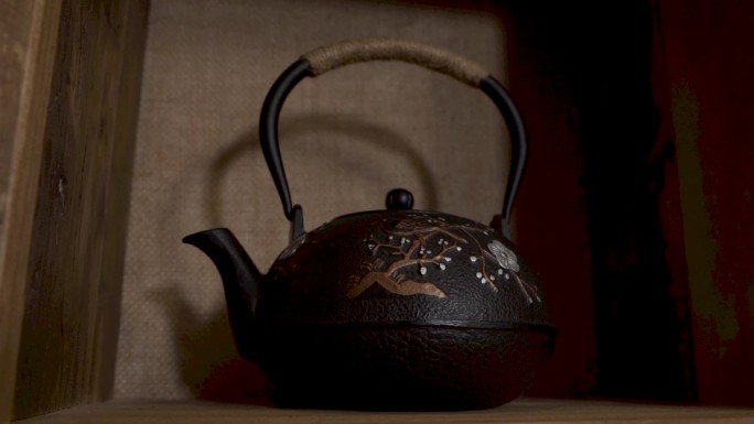 家具茶壶收藏品
