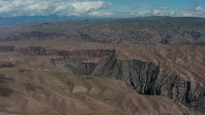 新疆-阔克苏大峡谷