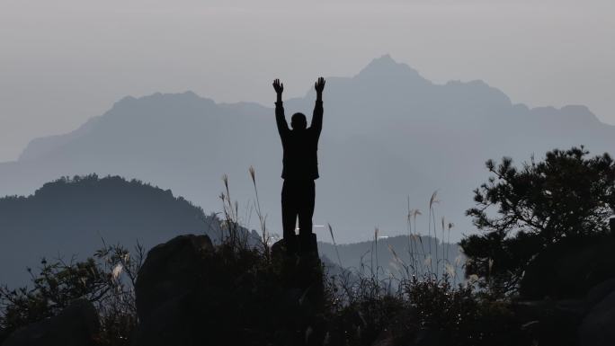 山东荣成石岛赤山主峰无人机飞手旱地拔葱