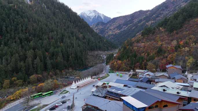 航拍四川九寨沟树正寨