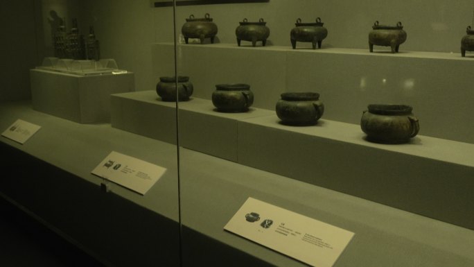 陕西宝鸡青铜器博物院文物105