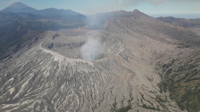 印尼爪哇岛Bromo火山的航拍照片