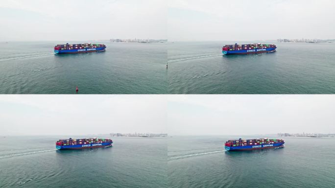 中国 山东青岛远洋货轮在大海上航行