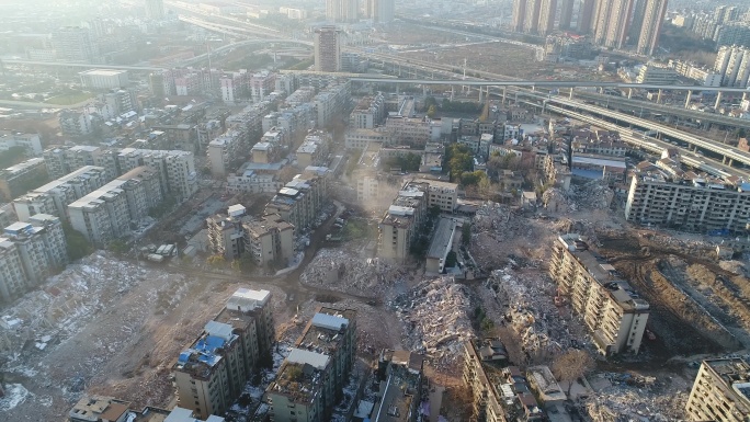 武汉二七区域城市拆迁，灰尘漫天