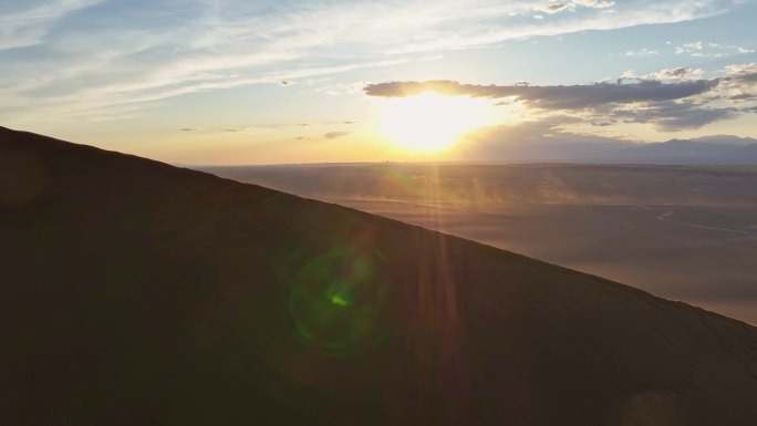 沙漠夕阳航拍