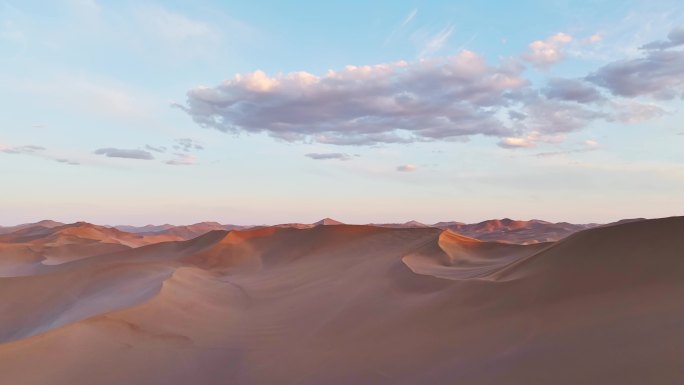 新疆库木塔格沙漠夕阳航拍