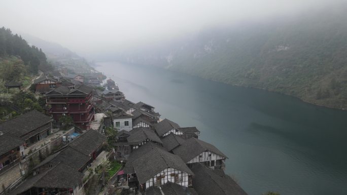 重庆酉阳土家族苗族 龚滩千年古镇