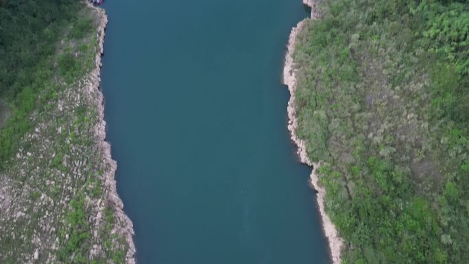 青山绿水河流村落航拍