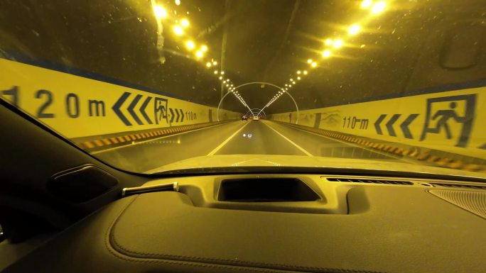 4k 隧道穿梭  高速开车视频 穿过隧道