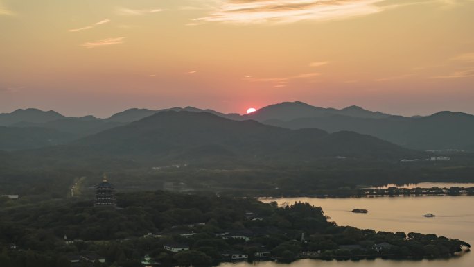 航拍杭州雷峰塔日落延时