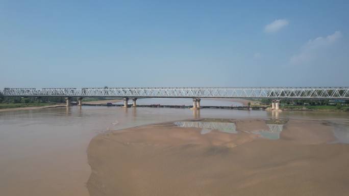 东明黄河滩铁路桥
