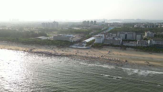 茂名海边中国第一滩水东沙滩游玩海边