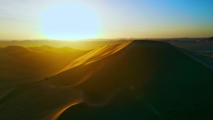 夕阳沙漠大景航拍-落日沙漠沙山浩瀚沙海