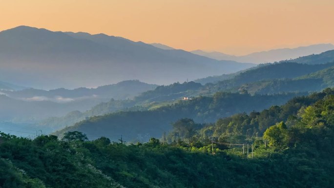 绿树水青山延时新农村