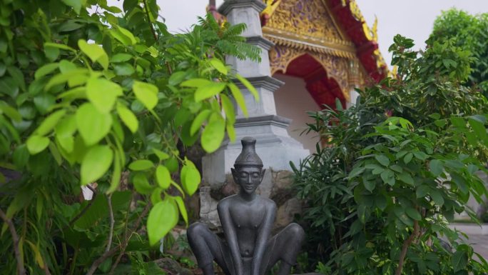 曼谷卧佛寺的风景塑像雕塑