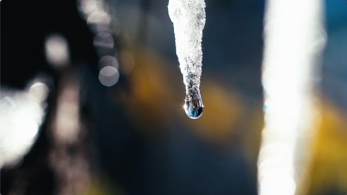 冰雪融化-水珠滴落一滴水