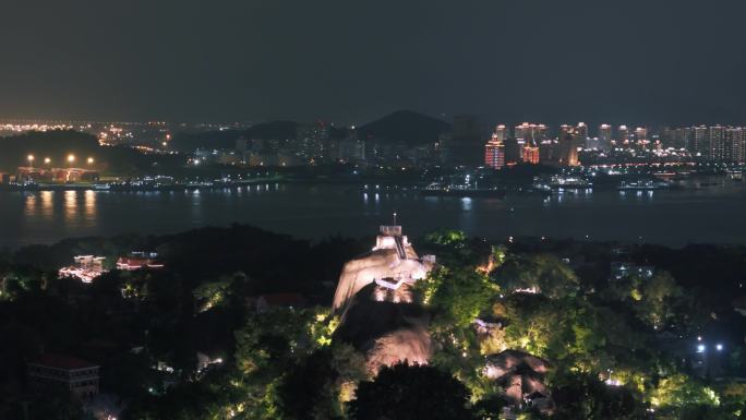 福建厦门双子塔鼓浪屿夜景航拍