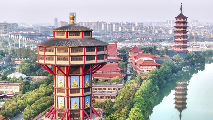 航拍扬州高旻寺运河河道寺庙塔游客全景空景