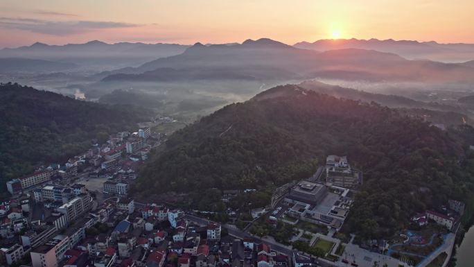 诸暨市枫桥镇日出大全景