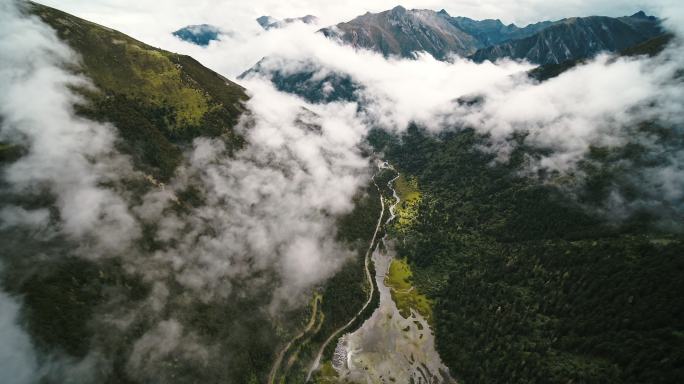 底湖 横断山脉 大峡谷