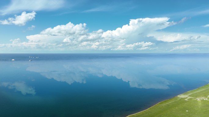 碧海蓝天海面水面风平浪静