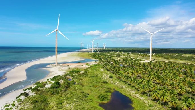巴西东北部。塞阿拉州海滩的风成涡轮机。风电场。