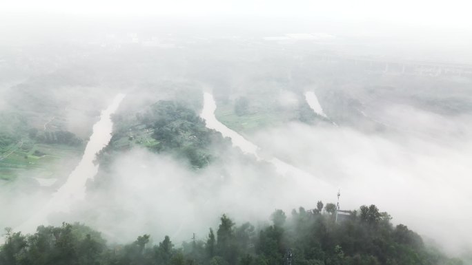 大雾中的龙凤溪航拍（重庆北碚）7