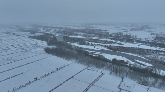 黑河雪景 甘肃张掖