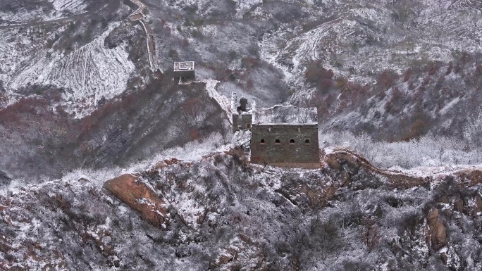 河北唐山迁西青山关长城雪景