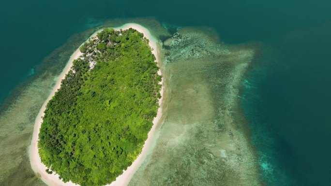 Alingkakajaw岛。菲律宾棉兰老岛。