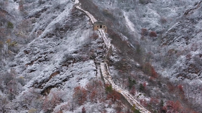 河北唐山迁西青山关长城雪景