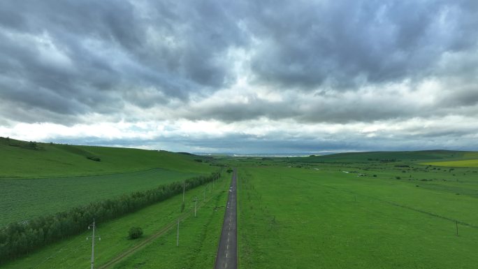 丘陵湿地原野道路