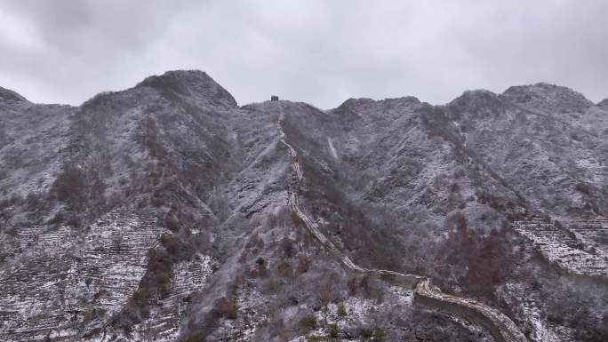 河北唐山迁西青山关长城雪景