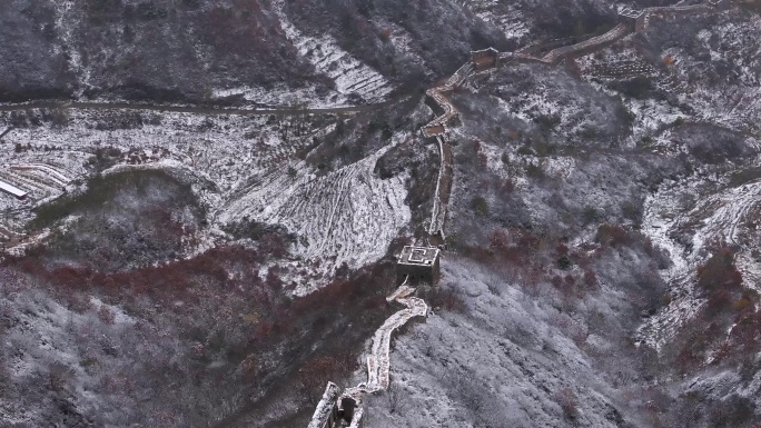 河北唐山迁西青山关长城雪景