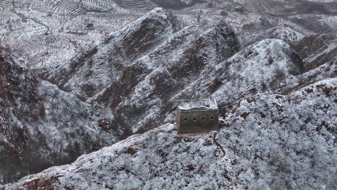 河北唐山迁西青山关长城雪景