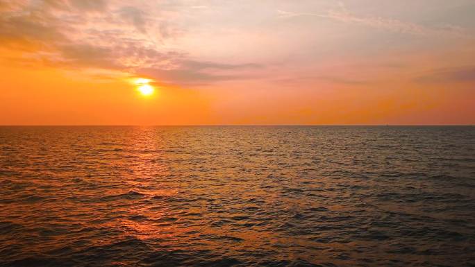 涠洲岛航拍，海边日落