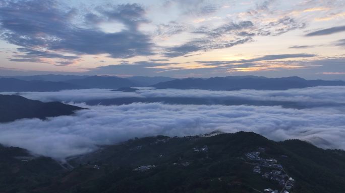 澜沧江云海