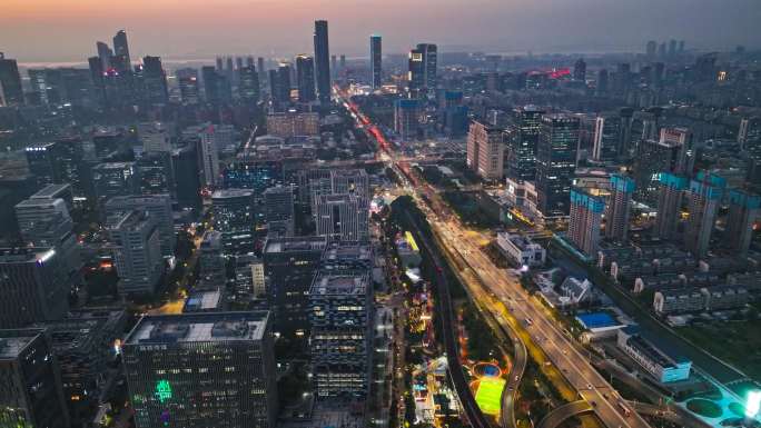 【5分半钟】南京新城科技园 河西大街夜景