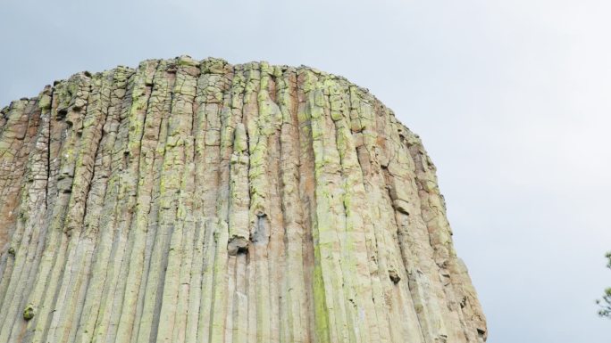 魔鬼塔的特写，WY