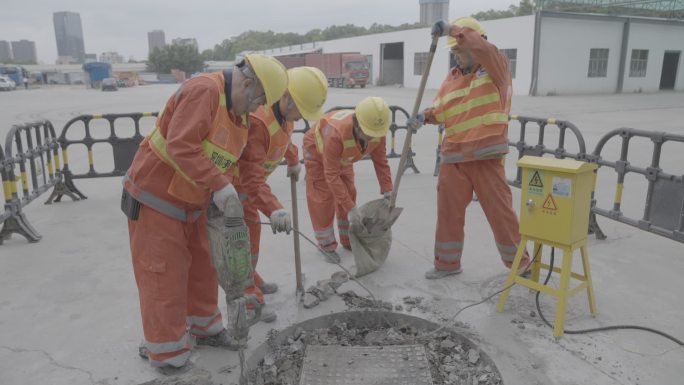 市政施工 换井盖 窨井盖 城市道路