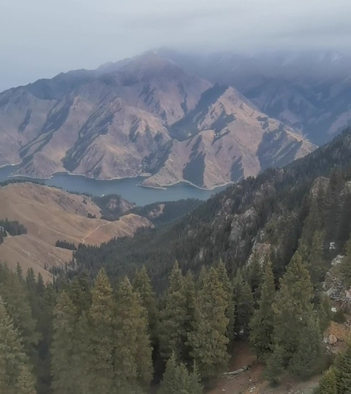 天山 天池 马牙山 缆车